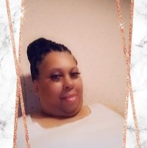 Meet your Posher, Rae